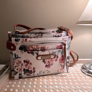 Rosetti, Floral Pocketbook